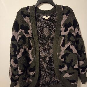 Rachel Zoe Green and Black Patterned Cardigan